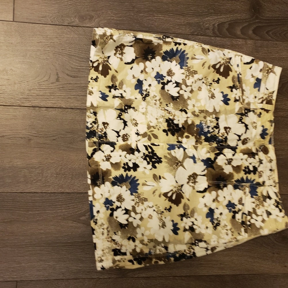 Croft and Barrow Cotton/Spandex Skort